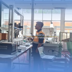 Installation and training at Politeknik Negeri Semarang in early December 2025 for the ESSOM ST 3112 – Shear Force and Bending Moment, and ST 370 – Column Buckling, conducted with the academic community of Politeknik Negeri Semarang.